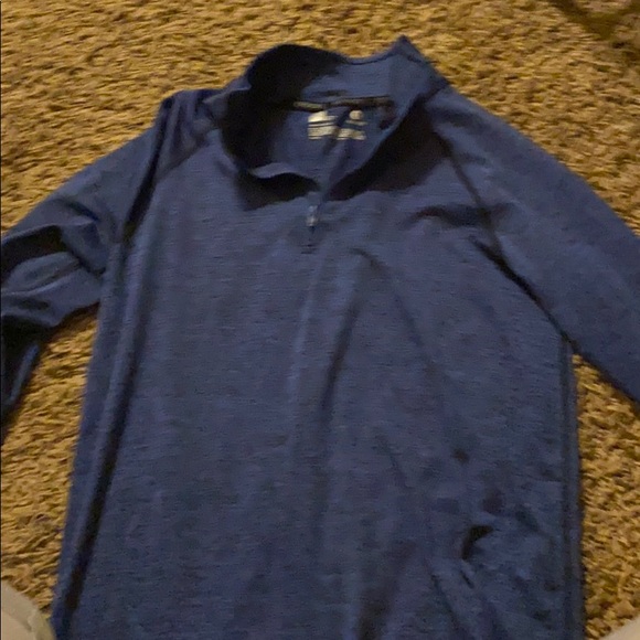 Pullover - Picture 2 of 2